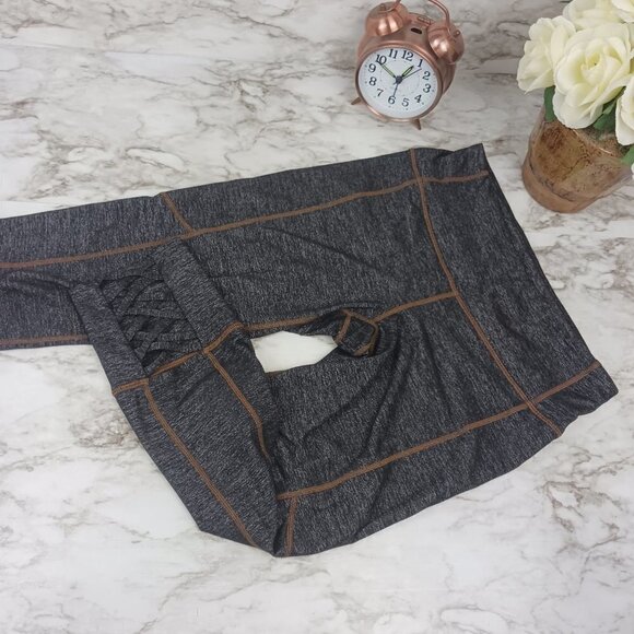 Athleta Pants - ATHLETA cropped leggings women's size S heather gray mid-rise inner pocket